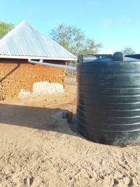 Neuer Wassertank im Massai-Dorf